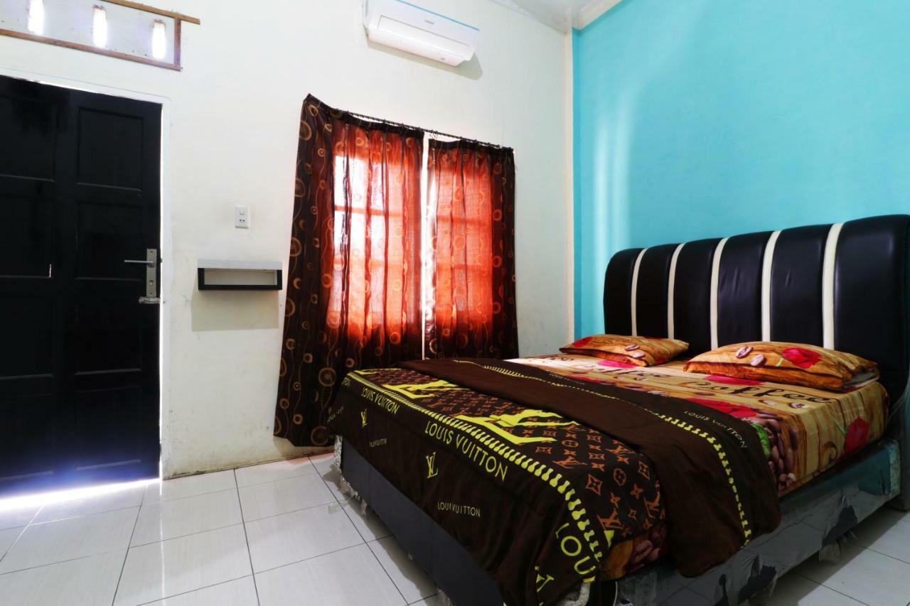 Hotel Graha Soeltan Sunggal Bagian luar foto